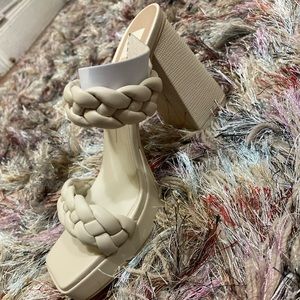 ASHBY HEELS IN IVORY STELLA